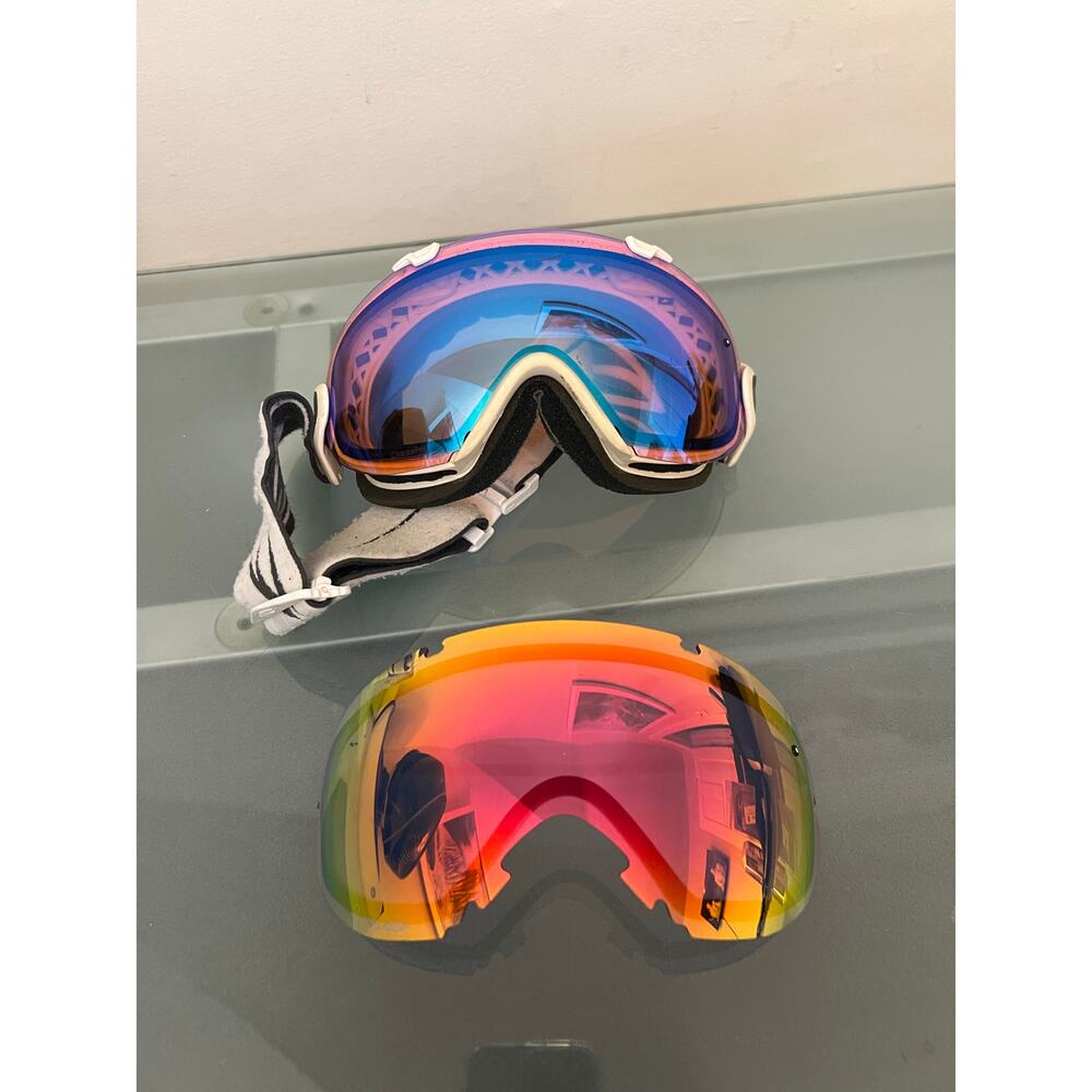 Smith IO/S ski snowboard goggles adult high & low light lens white band